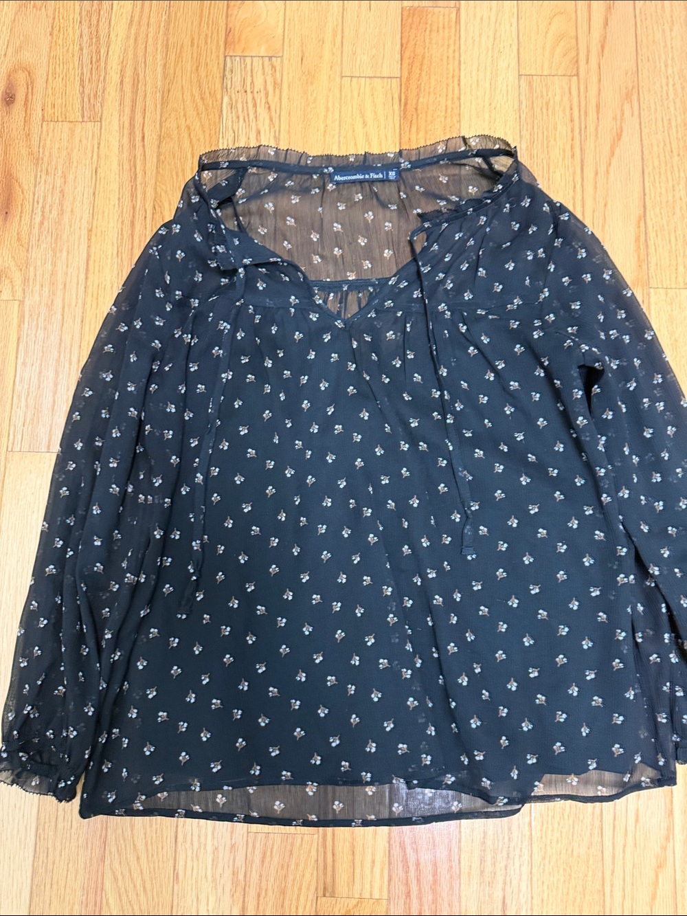 Abercrombie & Fitch Navy Floral Tie-Neck Blouse